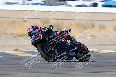 media/Jan-08-2022-SoCal Trackdays (Sat) [[1ec2777125]]/Turn 14 Outside (1050am)/